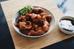宠物年夜饭走俏毛孩子过节饮食指南