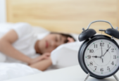 经常失眠睡眠质量差可能是身体缺了这种关键营养
