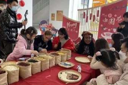 侨乡温州新春忙制家乡味传递浓浓年味情
