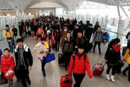 年长三角春运首趟临客列车启程