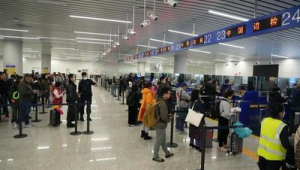 春节假期中国口岸日均出入境人次预计突破万  第1张
