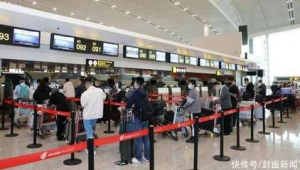 重庆江北国际机场假期迎送旅客万人次  第1张