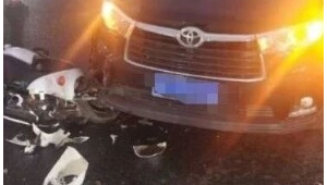 山西一国道塌陷引发四车追尾致两人身亡  第1张